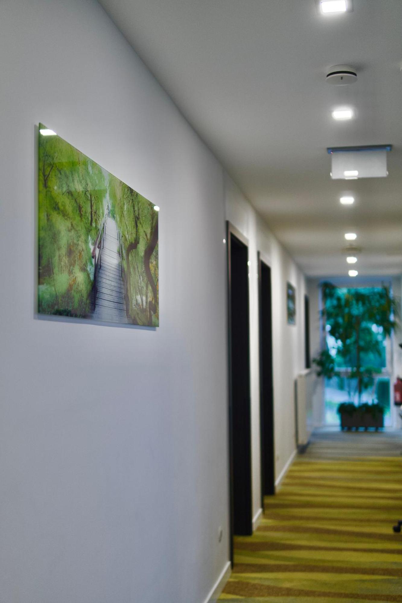 Dettingen an der Erms Bed & Breakfast Outlet Hotel מראה חיצוני תמונה