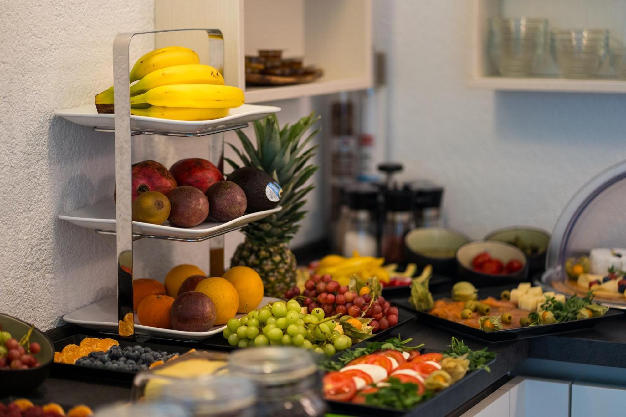 Dettingen an der Erms Bed & Breakfast Outlet Hotel מראה חיצוני תמונה